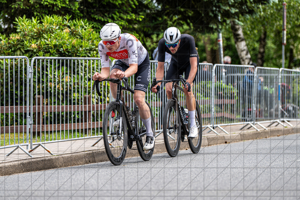 Großer Preis von Buchholz | Rennen UCI-Sportgruppe CT und Elite Amateure | Buchholz in der Nordheide, Deutschland, 29.05.25: Großer Preis von Buchholz | Rennen UCI-Sportgruppe CT und Elite AmateureCREDIT:www.bullenfotos.de, Martin König, Hörner Weg 40, D-49078 Osnabrück, +4917663732967Nutzung und Weitergabe nur zu den vereinbarten Zwecken. Presseanfragen an Ersteller. Alle Rechte beim Ersteller. Honorierung nach MFM. - Realisiert mit Pictrs.com