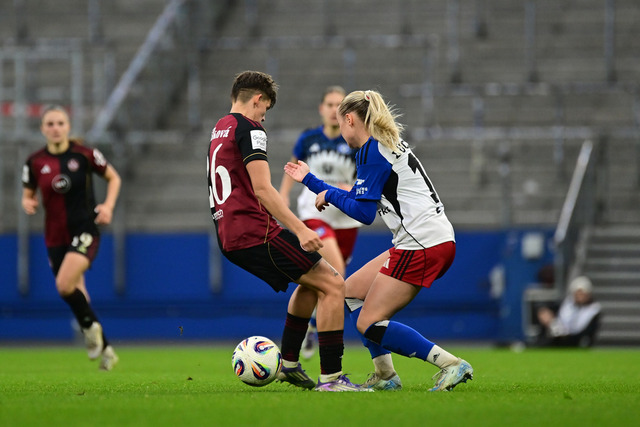 Fußball I Frauen I Saison 2025-2026 I Bundesliga I 10. Spieltag I Hamburger SV - 1. FC Nürnberg I 45413 | Der Sportfotograf. - Realisiert mit Pictrs.com