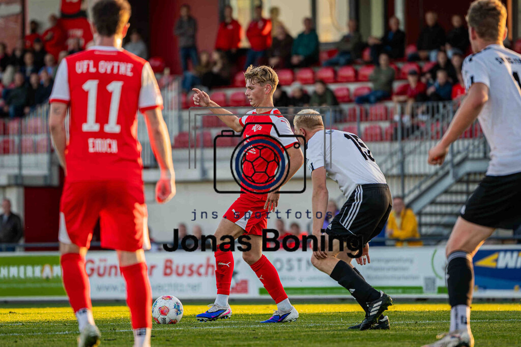 Fußball I Herren I Saison 2026-2027 I Bezirksliga Weser-Ems 4  I 4. Spieltag I VfL Oythe - SW Osterfeine I 55719 | jns.sportfotos - Realisiert mit Pictrs.com