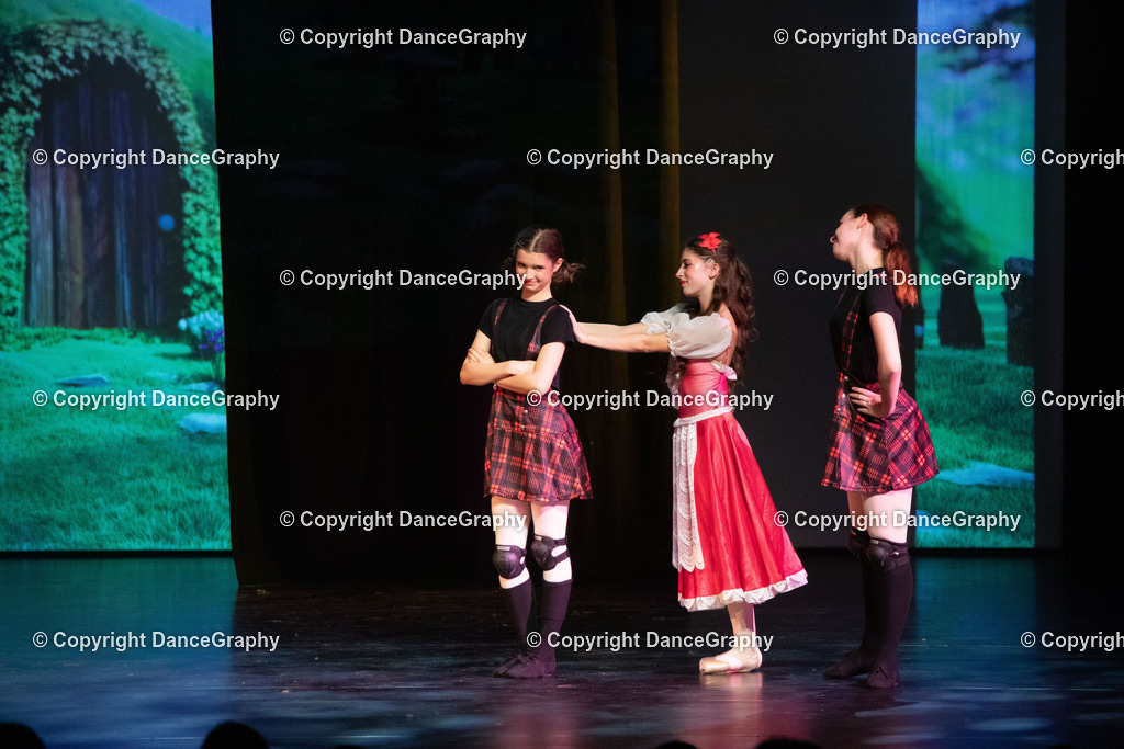 GPHY1940 | DanceGraphy - Realisiert mit Pictrs.com