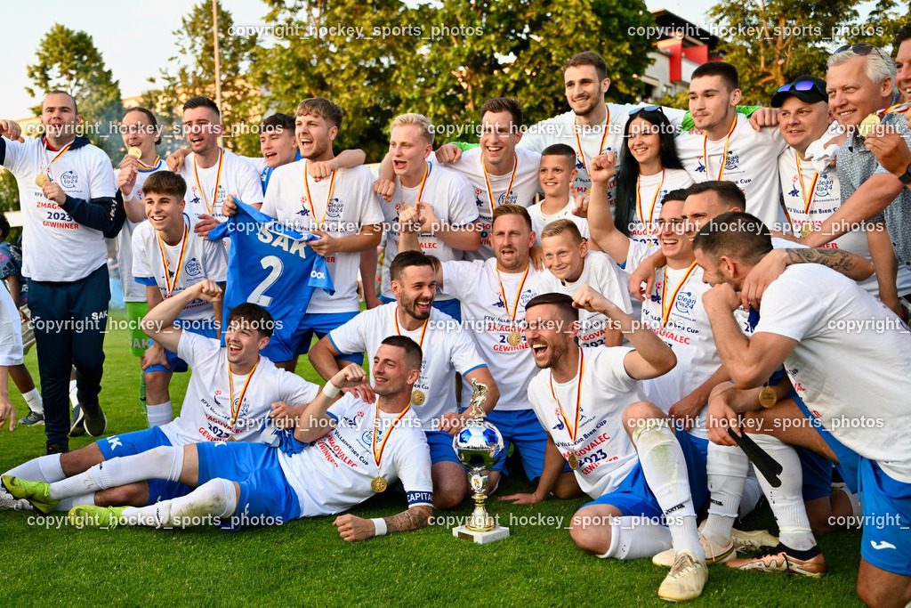 Villacher Bier Cup 2022/23 Siegerehrung SAK vs. SV Dellach Gail 17.6.2023 | hockey sports photos, Pressefotos, Sportfotos, hockey247, win 2day icehockeyleague, Handball Austria, Floorball Austria, ÖVV, Kärntner Eishockeyverband, KEHV, KFV, Kärntner Fussballverband, Österreichischer Volleyballverband, Alps Hockey League, ÖFB, 