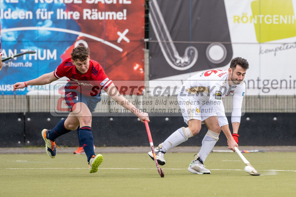 SFE_20230415_0243 | Deutsche Meisterschaft Männliche U16 Halle 2023 am 15.04.2023 in Düsseldorf (Düsseldorfer Hockeyclub 1905 e.V.), Photo: Stephan Fehrmann 2022 (Sports-Gallery),Elian Mazkour ( Rot-Weiss Köln #26 ) ,Kelner Maximilian ( Düsseldorfer HC #7 )
