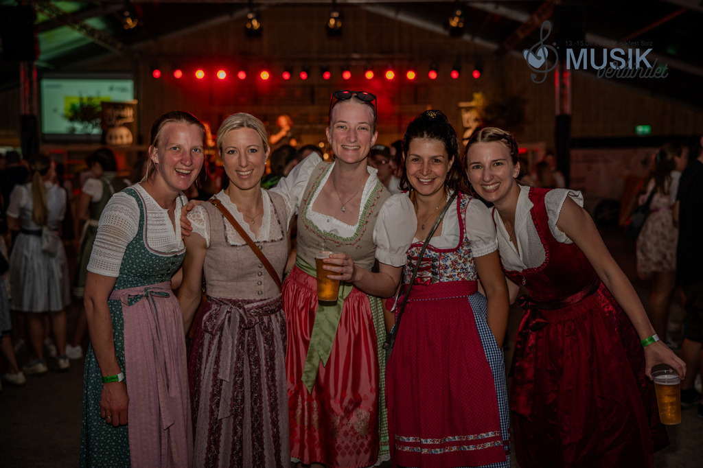 DSC_3304 | "Fussifoto.com – Ihr Ansprechpartner für hochwertige Fotografie! Entdecken Sie kreative Bilder und professionelle Dienstleistungen. Kontaktieren Sie uns für Ihre Projekte!"