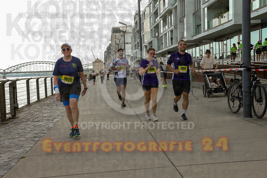 250920_1455_EX1_8239 | Sportfotografie im Rhein-Sieg Kreis, Köln, Bonn, NRW, Rheinland Pfalz, Hessen, etc. Unser Tätigkeitsfeld umfasst den Laufsport vom Volkslauf über den Marathon, Duathlon, Triathon bis zum Ultralauf wie Kölnpfad Ultra oder Schindertrail.