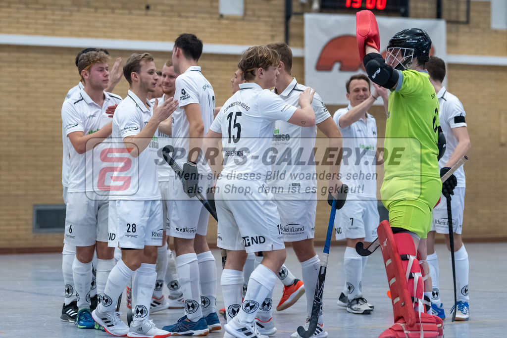 SFE_20230115_0012 | 1. Bundesliga Hockey Herren Schwarz-Weiss Neuss - Crefelder HTC am 15.01.2023 in  (Sporthalle Jahnerstrasse), Photo: Stephan Fehrmann 2022 (Sports-Gallery)