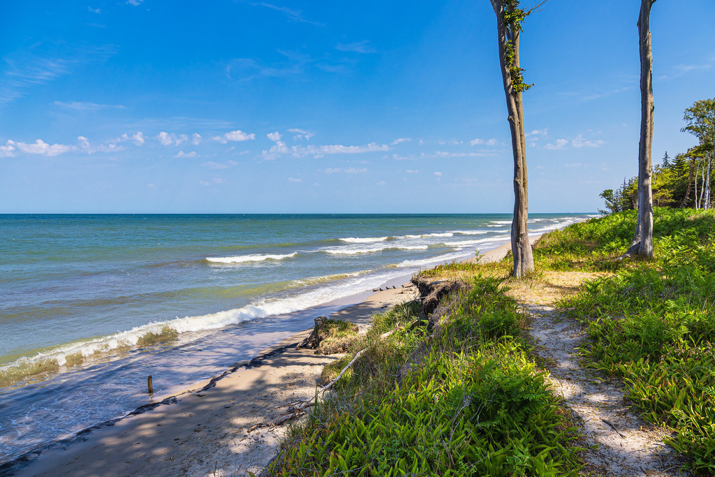 Strand an der Ostseeküste bei Rosenort in der Rostocker Heide | Strand an der Ostseeküste bei Rosenort in der Rostocker Heide.