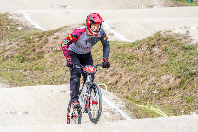 BayBMX2026-05415 | Fotogalerie von Thomas Dettweiler mit Eventbildern und lizenzfreien Fotos. Perfekt als Wandbild, für Büro, Website oder private Nutzung. - Realisiert mit Pictrs.com