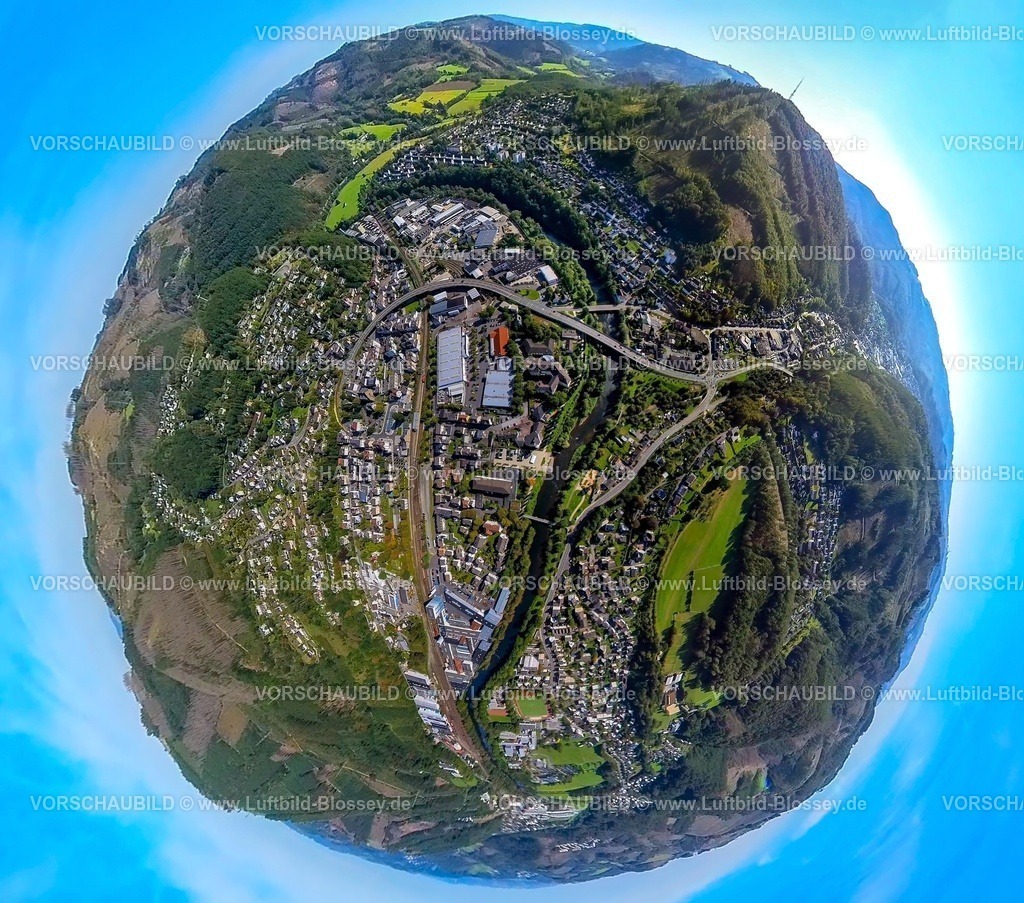 Plettenberg230990282Eiringhausen | Luftbild, Ortsansicht Ortsteil Eiringhausen, Erdkugel, Fisheye Aufnahme, Fischaugen Aufnahme, 360 Grad Aufnahme, tiny world, Eiringhausen, Plettenberg, Sauerland, Nordrhein-Westfalen, Deutschland
