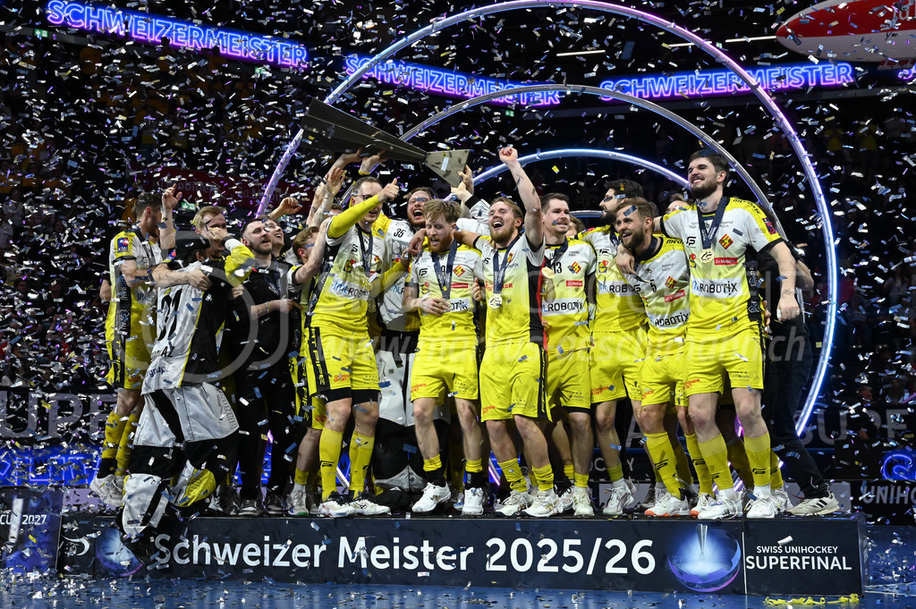 Zug United - HC Rychenberg - 25. April 2026 | Der HCR gewinnt und wird erstmals Schweizer Meister am L-UPL Superfinal-Spiel zwischen Zug United und HC Rychenberg am 25. April 2026 in der BCF Arena, Fribourg, Schweiz.Bild: Sportfotografie Markus Aeschimann | www.markus-aeschimann.ch - Realisiert mit Pictrs.com