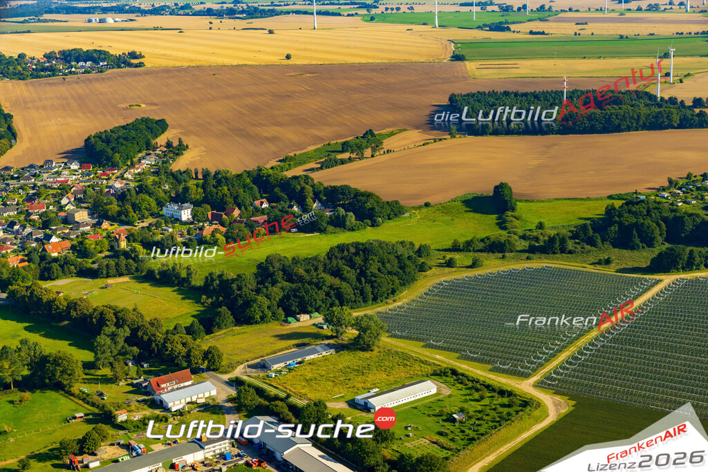 Schöne Luftaufnahme als Geschenk in Klein Kussewitz Bentwisch - Die Luftbildaufnahme wurde 2025 vom UL-Flugzeug heraus erstellt ( keine Drohne ) - Hochauflösende Luftaufnahme -Nicht vergleichbar mit Google Maps oder Satelittenbilder- Die Geschenkidee !Mit Lizenz und Bildrechte bestellbar
