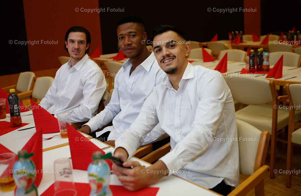 WEIHNACHTENASKOEOEDT_09 | bilder, linz, photo, foto, fussball, sport, fotolui, bundesliga