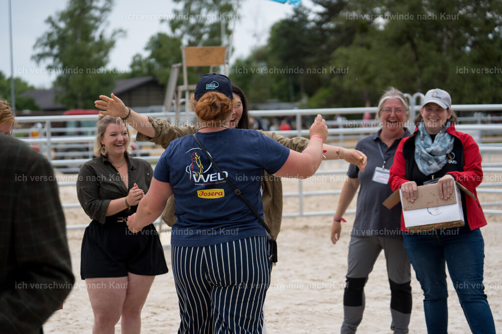 WE_sonntag_Stoib_Siegerehrung_PI2025_3254 | Pferd International München 2025