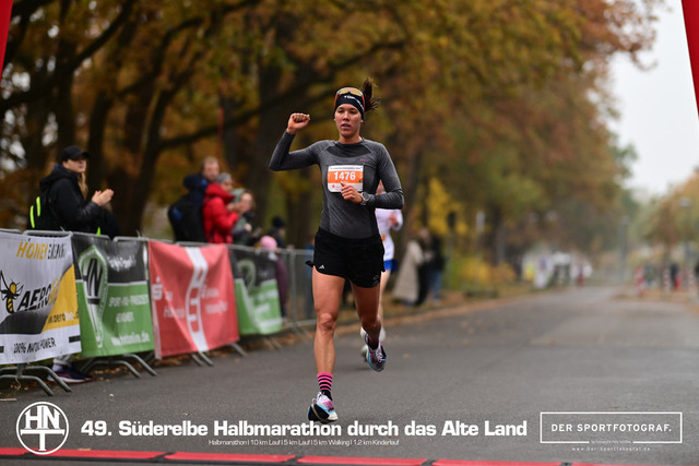 Süderelbe Halbmarathon 2025 I 09.11.2025 I Fotograf_DerSportfotograf.I 00545 | Der Sportfotograf. - Realisiert mit Pictrs.com