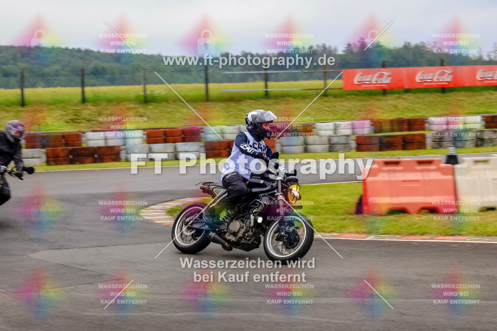 OBK-5367 | Hier findet Ihr Bilder von Touristenfahrten auf der Nürburgring Nordschleife oder von anderen Veranstaltungen die ich besucht habe. Viel Spass beim Durch Schauen 