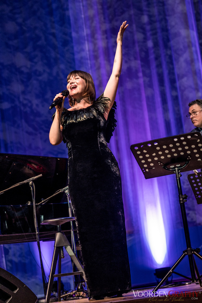 2024 Thomas Siffling´s Christmas Gala @ Rosengarten Mannheim | Sharing this post is free, but must be credited to René van der Voorden // www.voordengraphy.com.PLEASE NOTE - Do not download, use, crop, filter or edit any photo. For licence payment contact rene@van-der-voorden.com - Realisiert mit Pictrs.com
