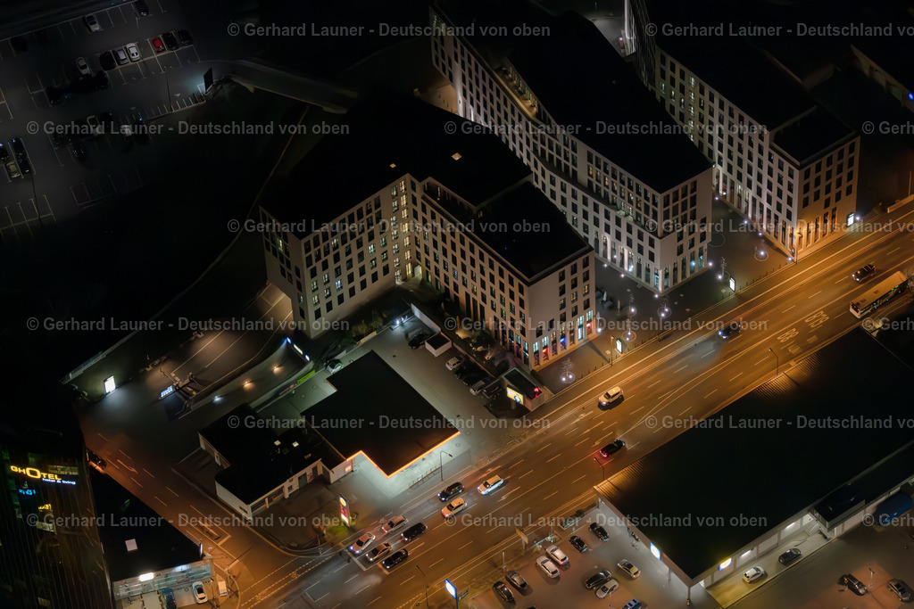 3901904 | Bürogebäude an der Schweinfurter Strasse bei Nacht