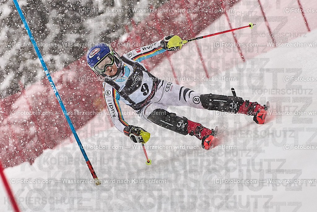 _ALP8120_MASTERS-WM_Reiteralm_CD_SL-I_VILSMAIER Veronika | FISWORLD CHAMPIONSHIPSMASTERS ALPINE SKIING, 23. – 28. MÄRZ 2026 - REITERALM | STMK | AUT.   Veranstaltet vom Masters-Referat des Deutschen Skiverbandes (DSV). Durchführende Organisation: WSV Pichl-Reiteralm, unterstütutzt von den Bergbahnen REITERALM bei Schladming und SKI AUSTRIA.                            Disziplinen:  Super-G, GiantSlalom, Slalom.                                                 Kategorien:  A (Herrn 30-59 Jahre), B (Herrn ab 60 Jahre), C (Damen 30-59 Jahre), D (Damen ab 60 Jahre).                Rennstrecken:   Gasselhöhe und Muldenliftpiste auf der Reiteralm.