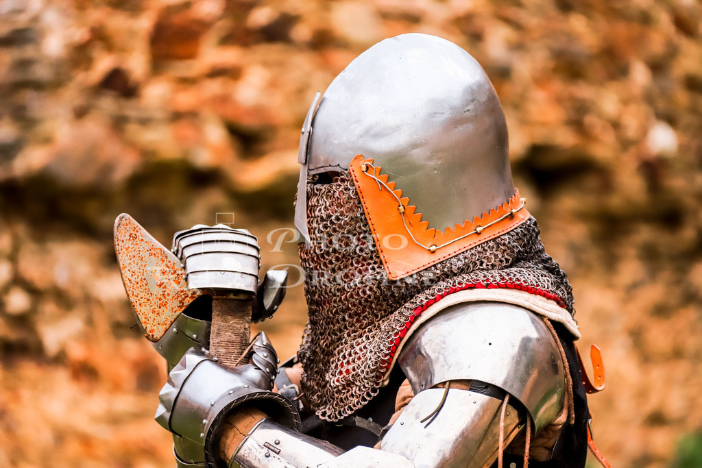 Rheinfels Ritter-2481 | Burg Ruine Rheinfels ist die größte Festungsanlage zwischen Koblenz und Bingen am Oberen Mittelrhein. - Realisiert mit Pictrs.com
