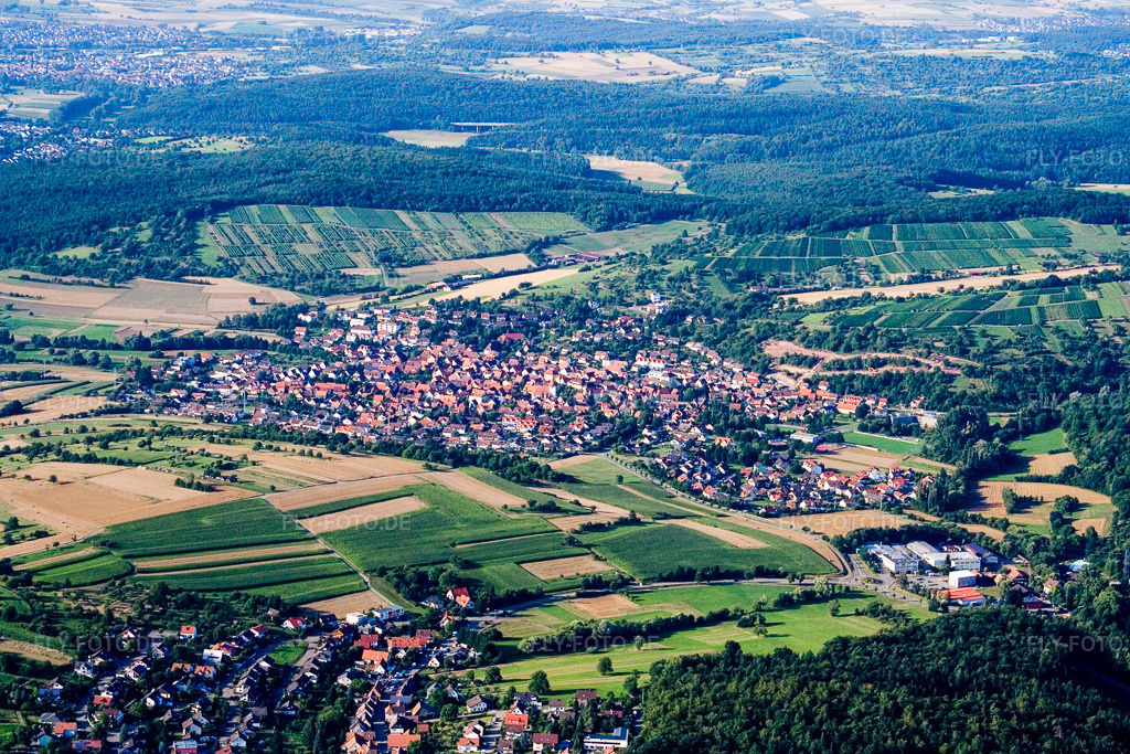 Luftbild: Ortsansicht von Süden im Ortsteil Dietlingen in Keltern im Bundesland Baden-Württemberg in Deutschland. Foto: IMG_12330.jpg vom 05.08.2008 durch Werner Riehm/FLY-FOTO.de