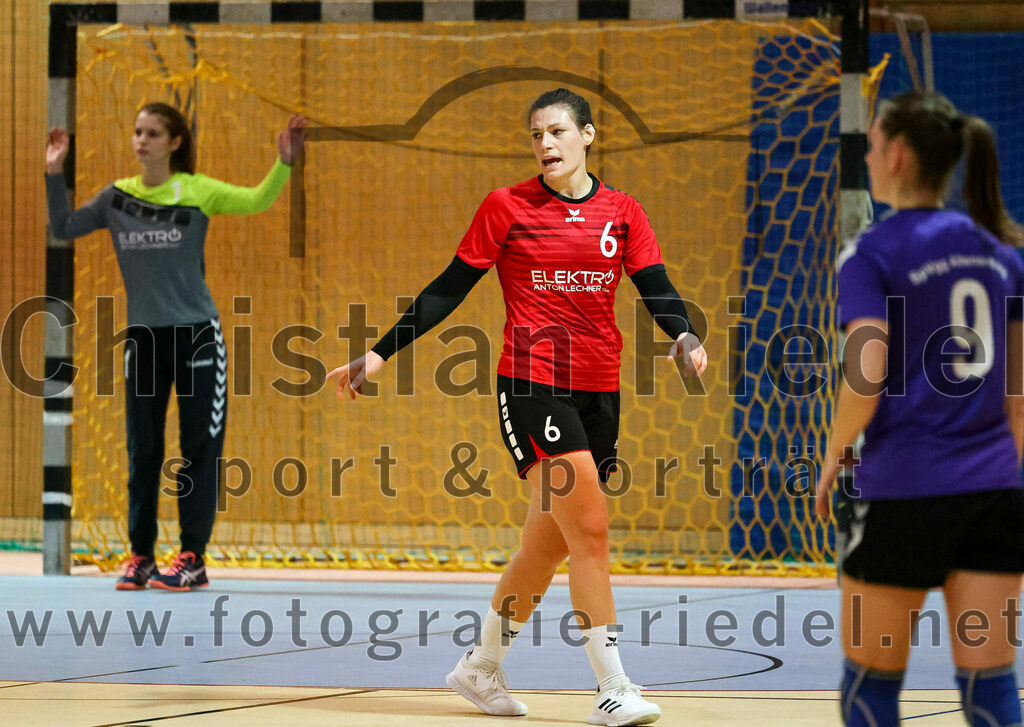 2022-11-05_090_SpVgg_Altenerding_gegen_SpVgg_Erdweg | Erding, Deutschland, 05.11.2022:
Handball, Bezirksoberliga Frauen Altbayern 2022 / 2023, 3. Spieltag, SpVgg Altenerding gegen SpVgg Erdweg, Endergebnis: 27:16

Eva Güthner (SpVgg Erdweg, #1), Anna Wallner (SpVgg Erdweg, #6)

Foto: Christian Riedel / fotografie-riedel.net
