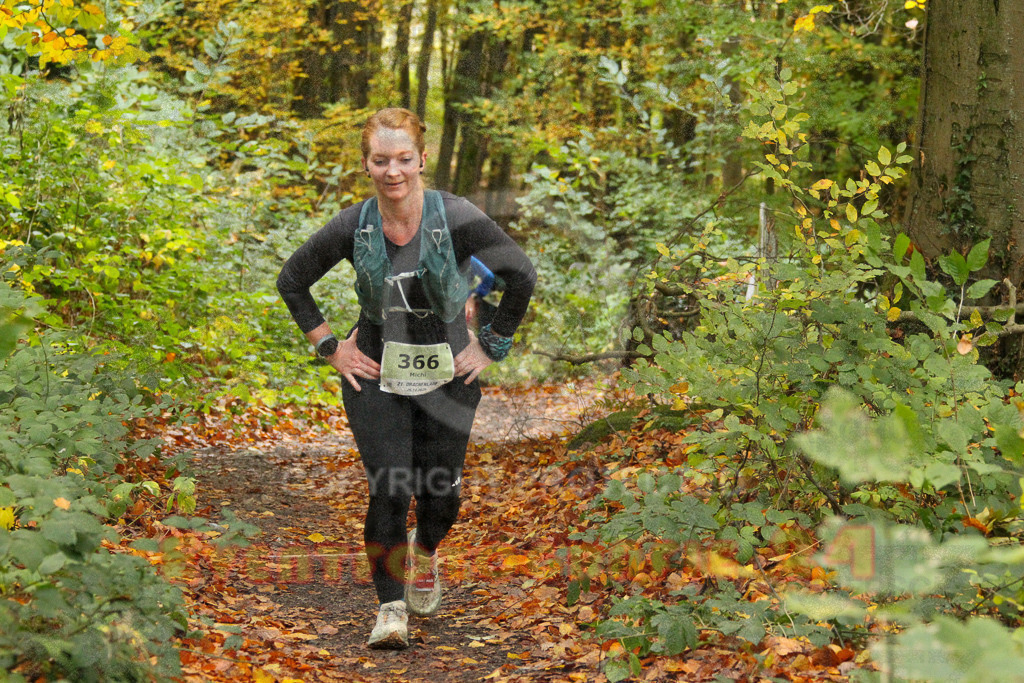 251026_1318_EV4_6747 | Sportfotografie im Rhein-Sieg Kreis, Köln, Bonn, NRW, Rheinland Pfalz, Hessen, etc. Unser Tätigkeitsfeld umfasst den Laufsport vom Volkslauf über den Marathon, Duathlon, Triathon bis zum Ultralauf wie Kölnpfad Ultra oder Schindertrail.