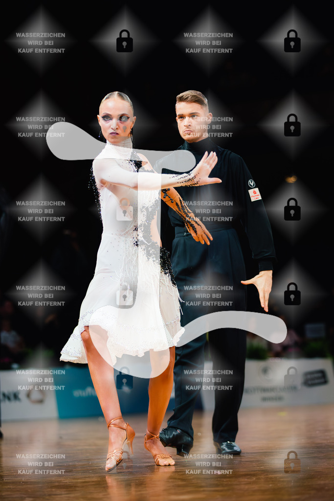 GOC 2025 - WDSF GrandSlam Latin 64-67th (183) Vlad-Alexandru Visan _ Khrystyna Shugurova (Germany)-2025-08-23-1621 | Webshop for digital downloads and prints of dance sport, event & show photographer Julian Link - Realisiert mit Pictrs.com