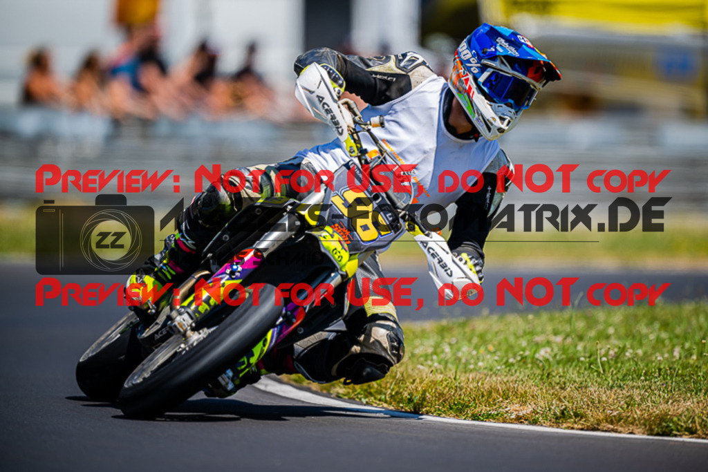 MaZZes_FotoMatrix_220703_3221 | S2