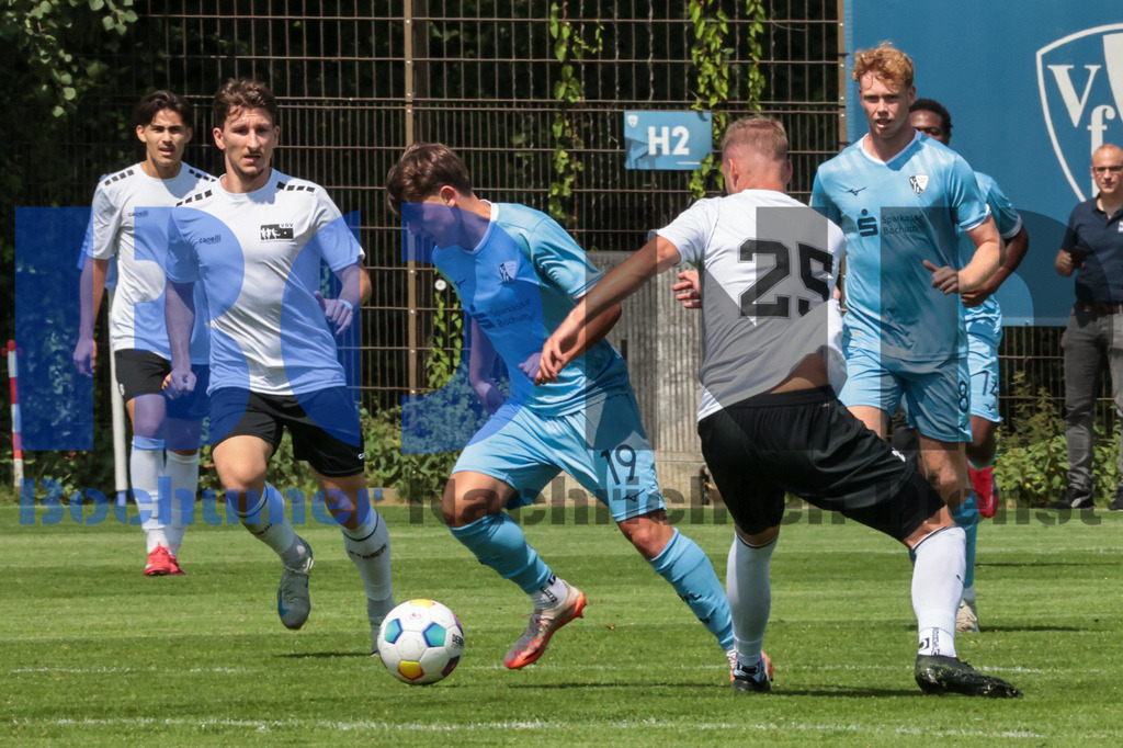 SES_BO2VDV20250729-13 | bond - Realisiert mit Pictrs.com