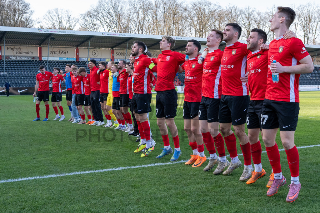 SG Sonnenhof Großaspach vs. KSV Hessen Kassel, Fussball, Regionalliga Südwest, 23. Spieltag, Saison 2025/2026, 07.03.2026 | SG jubelt mit den Fans,SG Sonnenhof Großaspach vs. KSV Hessen Kassel, Fussball, Regionalliga Südwest, 23. Spieltag, Saison 2025/2026, 07.03.2026Foto: photosbyphips/Philip Ziegler