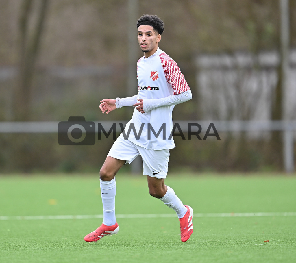 Fussball I Herren I Saison 2025-2026 I Bundesliga I 6. Spieltag I Eintracht Frankfurt - FC Bayern München  | MWMARA - Realisiert mit Pictrs.com