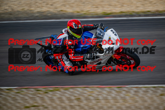 MaZZes_FotoMatrix_230719_7546 | GELB