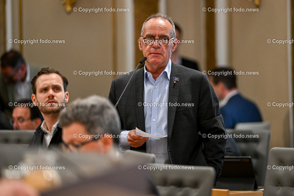 Landhaus Linz_ Promenade_ Landtagssitzung_ 11.04.2024-100 | 11.04.2024, Landhaus Linz AUT, Promenade, Landtagssitzung, im Bild Hans Karl Schaller (SP, LAbg.)