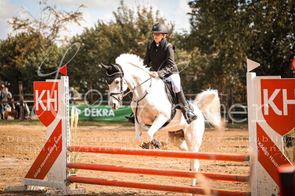 06.SoSpE00117 | Leoni Ertmer Photography - Realisiert mit Pictrs.com