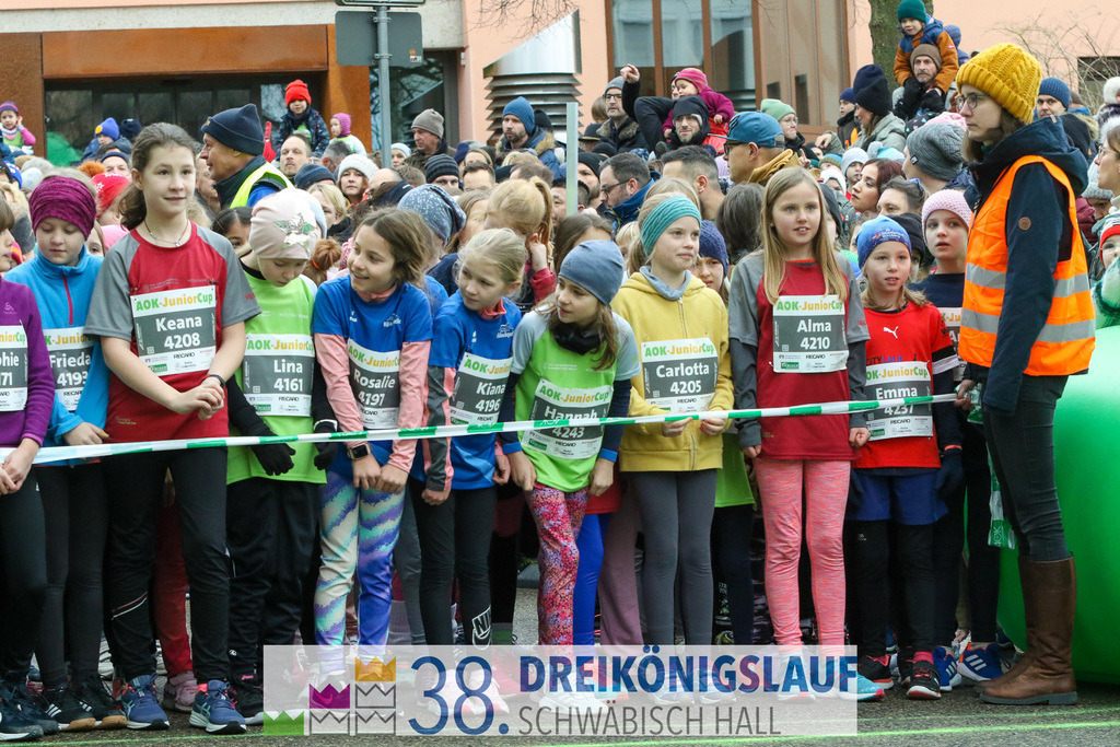 400m AOK Junior Cup | 3 Koenigslauf 2024 400m AOK Junior Cup - Realisiert mit Pictrs.com