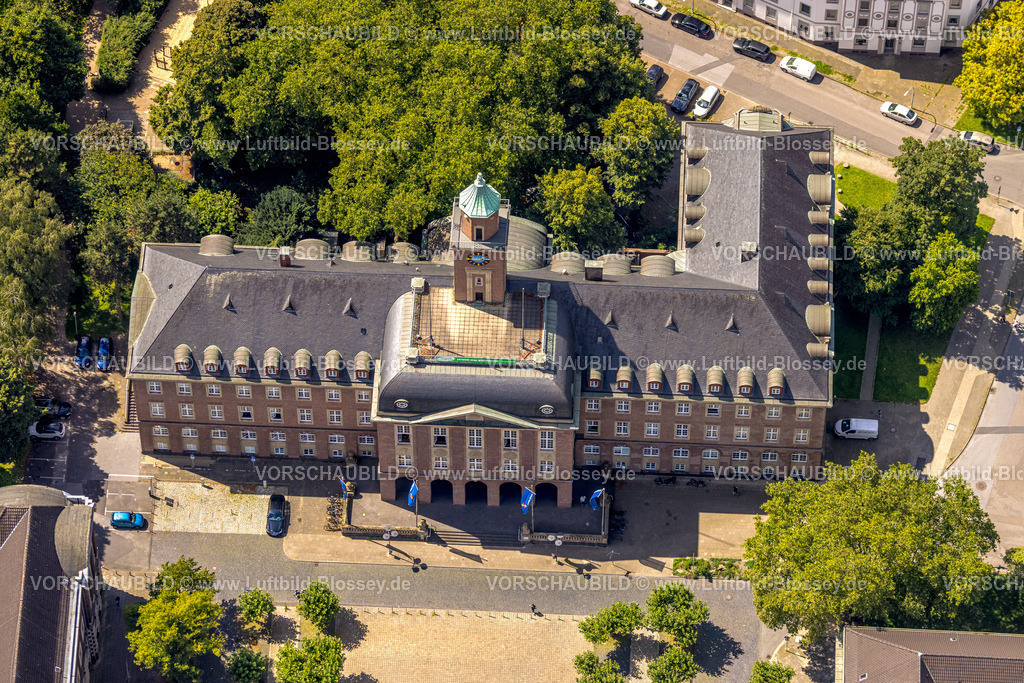 Herne230802597 | Luftbild, Rathaus, Herne-Mitte, Herne, Ruhrgebiet, Nordrhein-Westfalen, Deutschland