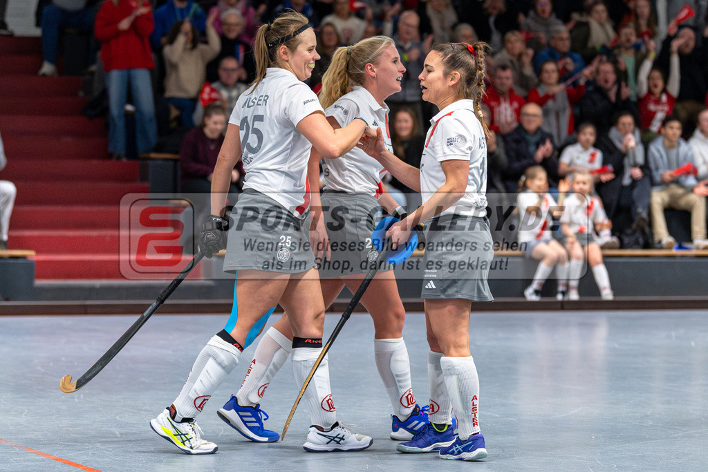 SM_2025-01-18_wD5_-151 | 1.Bundesliga Hallenhockey  VF (W) DCadA - MSC / 7:4 (2:2)