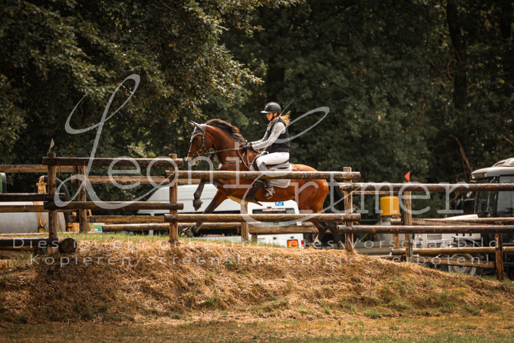 22.SoDerby00183 | Leoni Ertmer Photography - Realisiert mit Pictrs.com