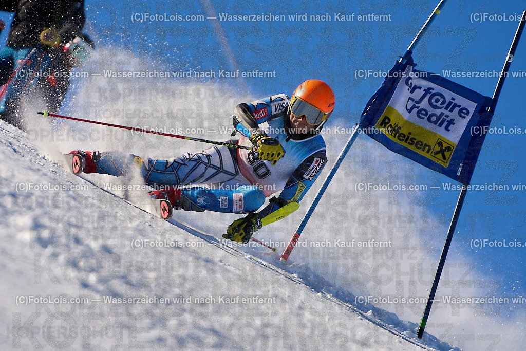 ALP4358_MASTERS-Cup_GS-A Herrn_Gruener Alfred | (C)FotoLois.com, Alois Spandl. FIS Masters-Cup Wildschönau, Giant Slalom auf der Piste Schatzberg GS, Siegerehrung auf dem Dorfplatz Niederau, Sa 13. Januar 2024.