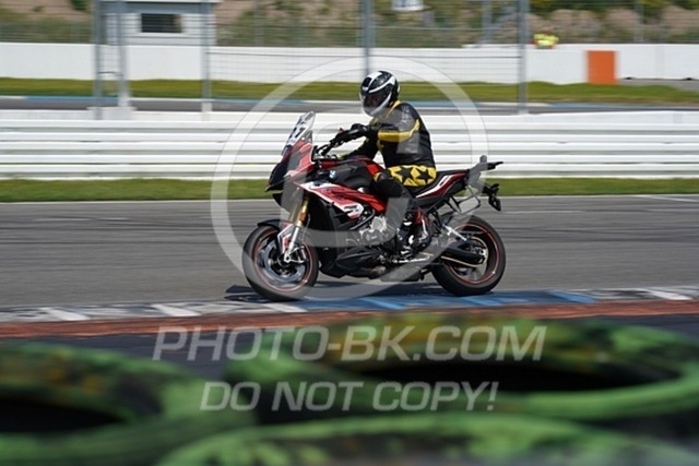 2023_05_15_PBK_12302 | Sportfotografie; SlowMotion; Video; Rennstrecke; Hafeneger; Speer; Racing; RSE; BMW; CBO; Trackday; Motorsportarena; Hockenheimring; Brno; Most; Barcelona; Valencia