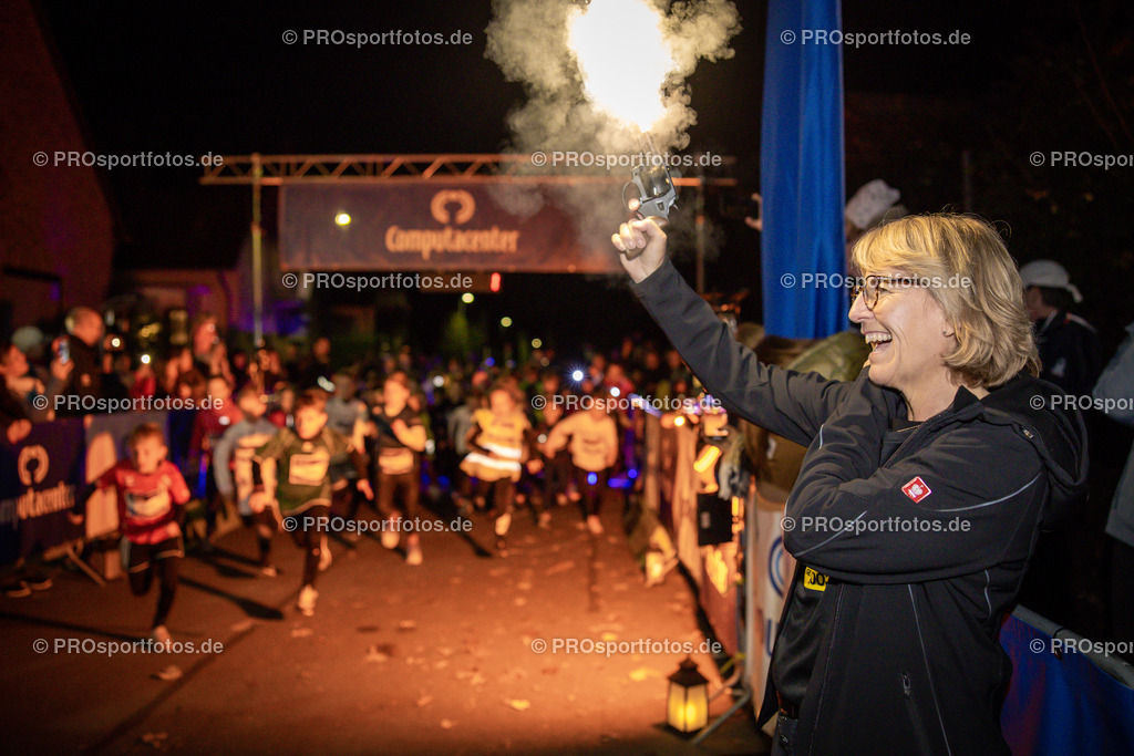 Computacenter Martinslauf Sindorf 2022 in Kerpen-Sindorf, 10.11.2022 | Impressionen vom Computacenter Martinslauf Sindorf 2022 am 10.11.2022 in Kerpen-Sindorf (Nordrhein-Westfalen).