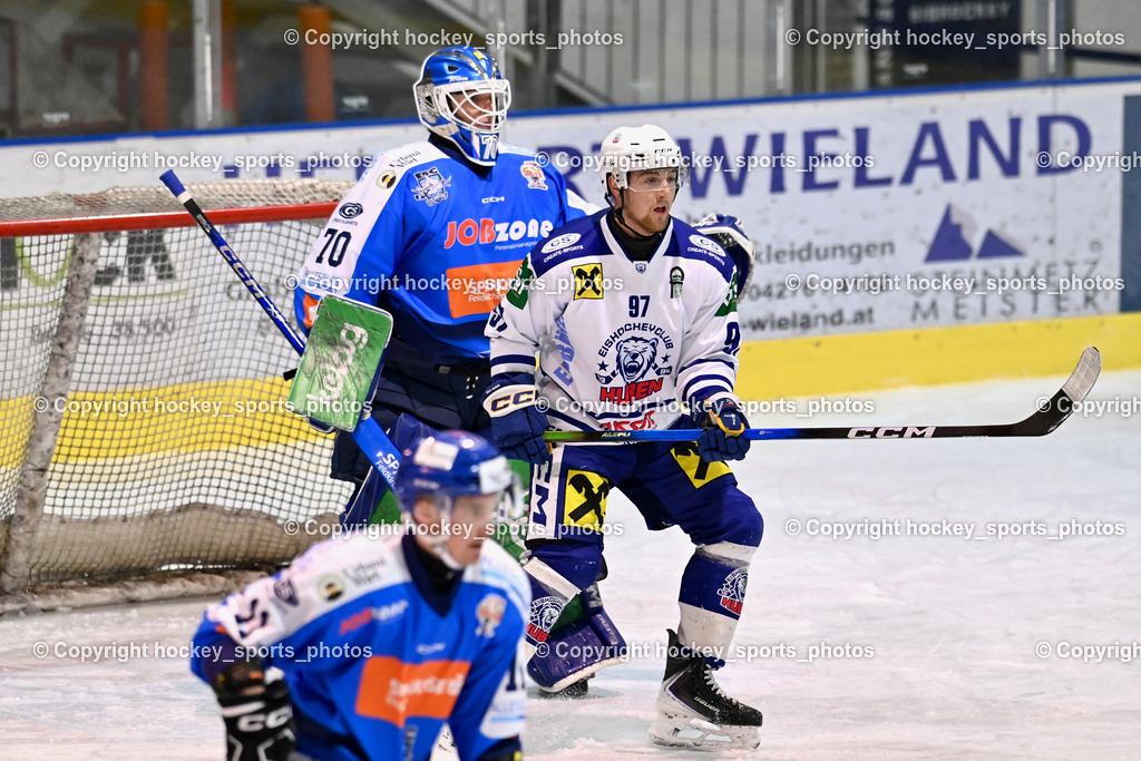 ESC SPARKASSE STEINDORF vs. UECR Huben  | #70 Moser Lukas ESC Steindorf, #97 Fuetsch Johannes UECR EISBÄREN HUBEN, ESC SPARKASSE STEINDORF vs. UECR Huben , ESC SPARKASSE STEINDORF vs. UECR Huben  am 06.02.2026 in Steindorf (Ossiachersee Halle), Austria, (Photo by Bernd Stefan)