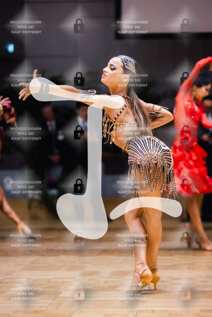 GOC 2025 - WDSF Solo Junior II Latin Female - 2025-08-21-8118 | Webshop for digital downloads and prints of dance sport, event & show photographer Julian Link - Realisiert mit Pictrs.com