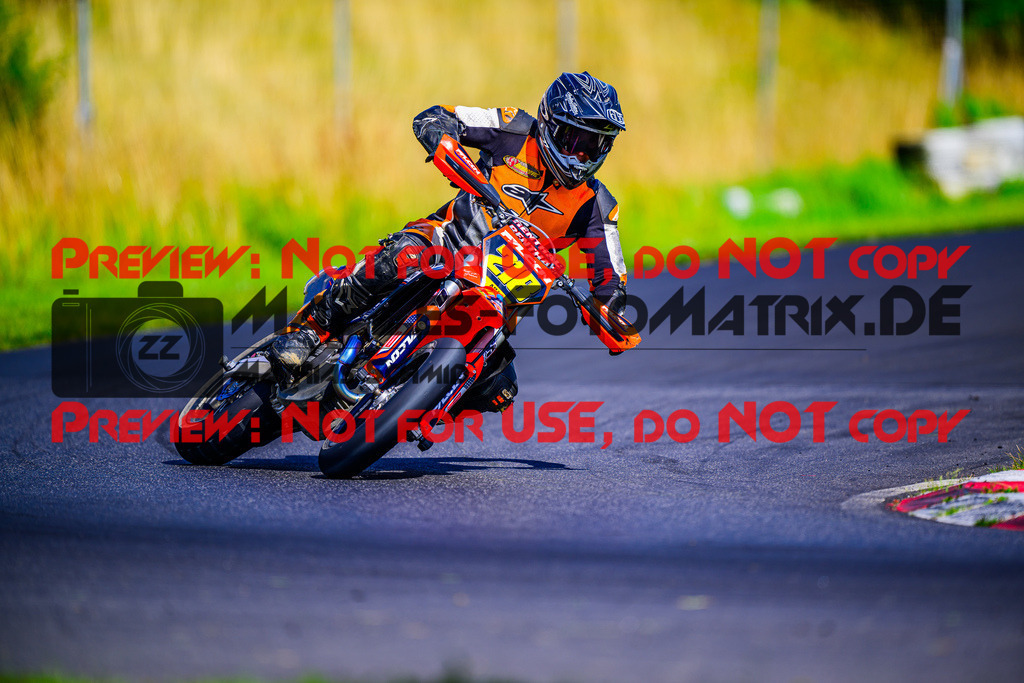 MaZZes_FotoMatrix_240714_6007705_8591 | S2