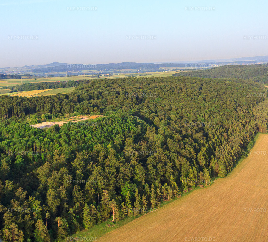 Luftbild: Deponie Roter Hau im Wald im Ortsteil Schlechtenfeld in Ehingen im Bundesland Baden-Württemberg in Deutschland. Foto: IMG_67596.jpg vom 09.06.2014 durch Werner Riehm/FLY-FOTO.deAbfallwirtschaft Alb-Donau-Kreis