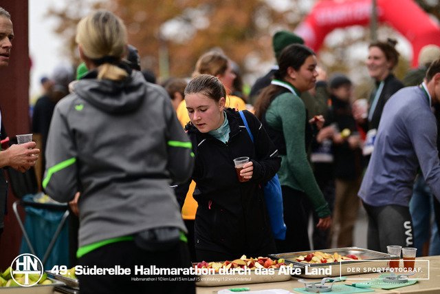Süderelbe Halbmarathon 2025 I 09.11.2025 I Fotograf_DerSportfotograf.I 00738 | Der Sportfotograf. - Realisiert mit Pictrs.com