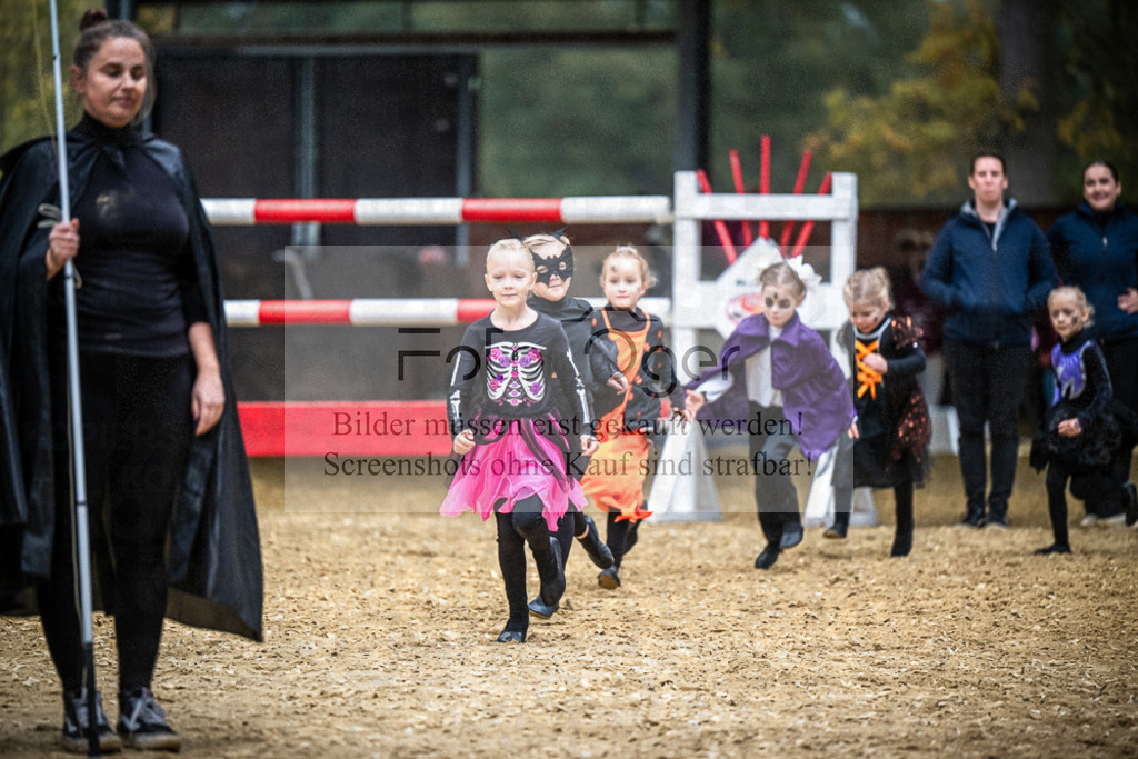 DOS_0159 | Entdecke hochwertige Reitturnierfotos von Foto Oger. Professionell, emotional und authentisch – jetzt Lieblingsmomente im Shop bestellen.Deutschlandweite Turnierfotografie. - Realisiert mit Pictrs.com