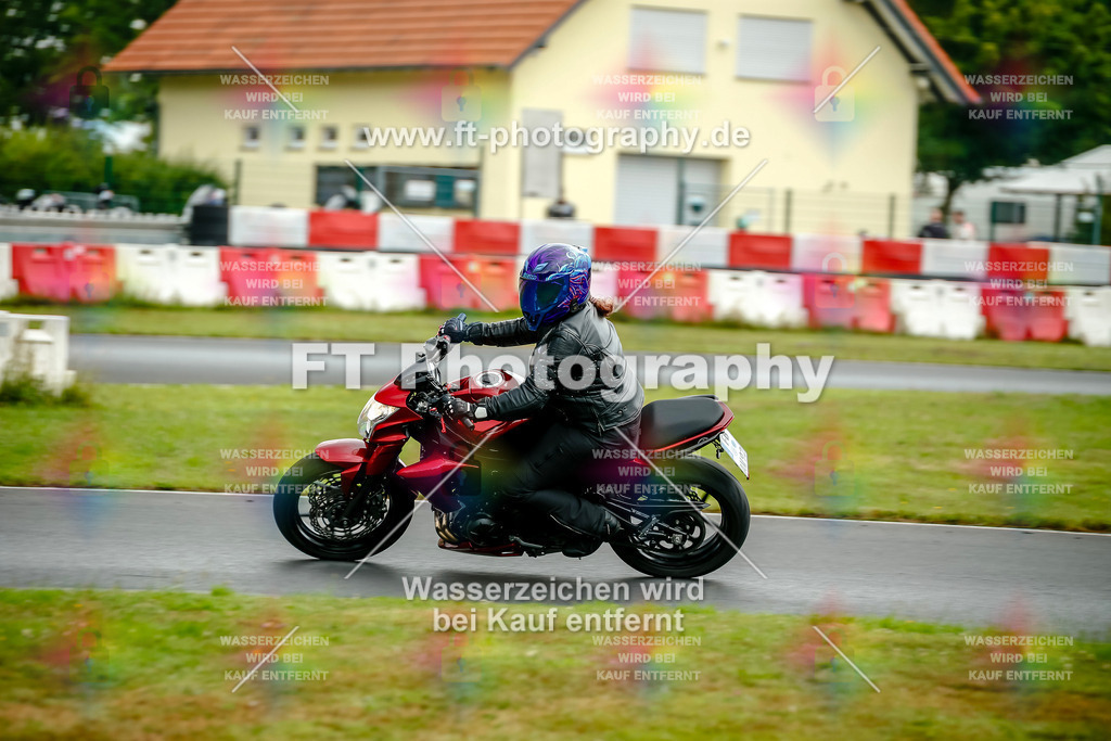 VBK-4141 | Hier findet Ihr Bilder von Touristenfahrten auf der Nürburgring Nordschleife oder von anderen Veranstaltungen die ich besucht habe. Viel Spass beim Durch Schauen 