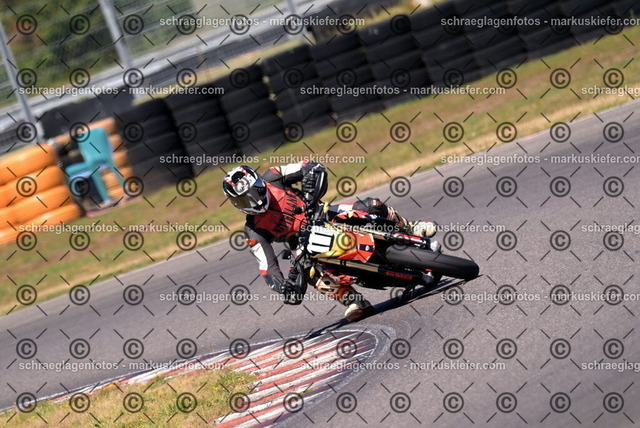 26bt04-2066 | markuskiefer.com - Realisiert mit Pictrs.com