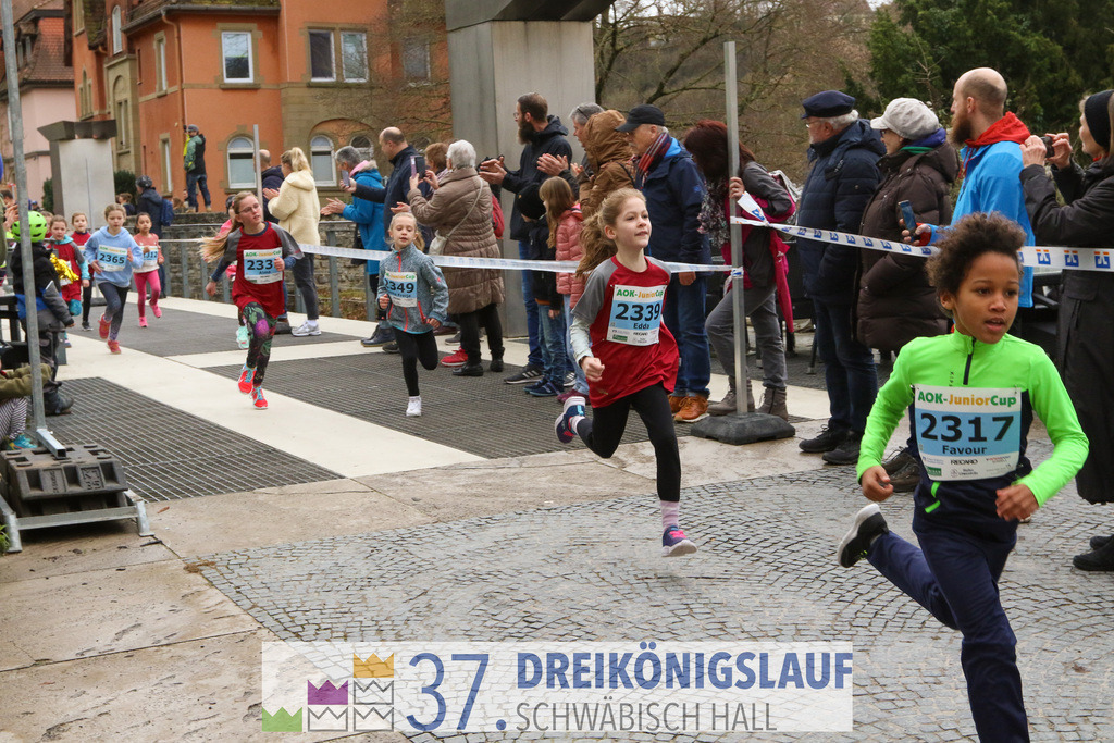 AOK JuniorCup 400m | 3Koenigslauf 2023 - Realisiert mit Pictrs.com