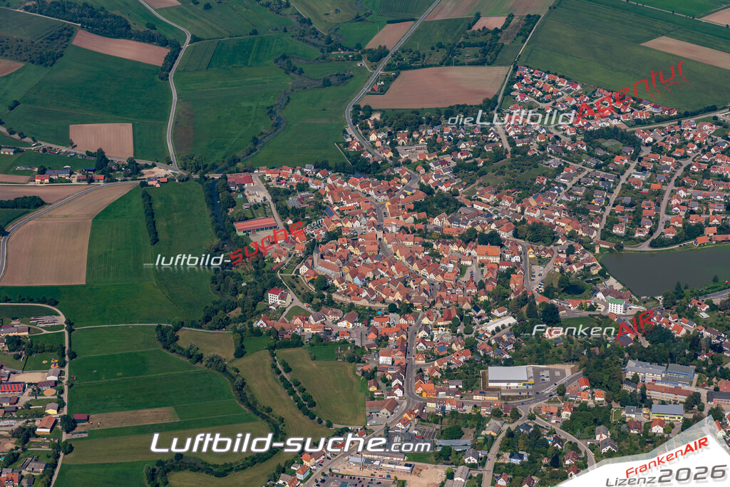 aktuelles Luftbild von  Leutershausen - Luftaufnahme wurde 2019 von https://frankenair.de mittels Flugzeug (keine Drohne) erstellt.